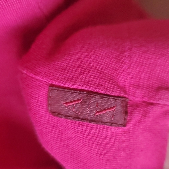 Armani Exchange A|X pink sz M v-neck top - Picture 3 of 8